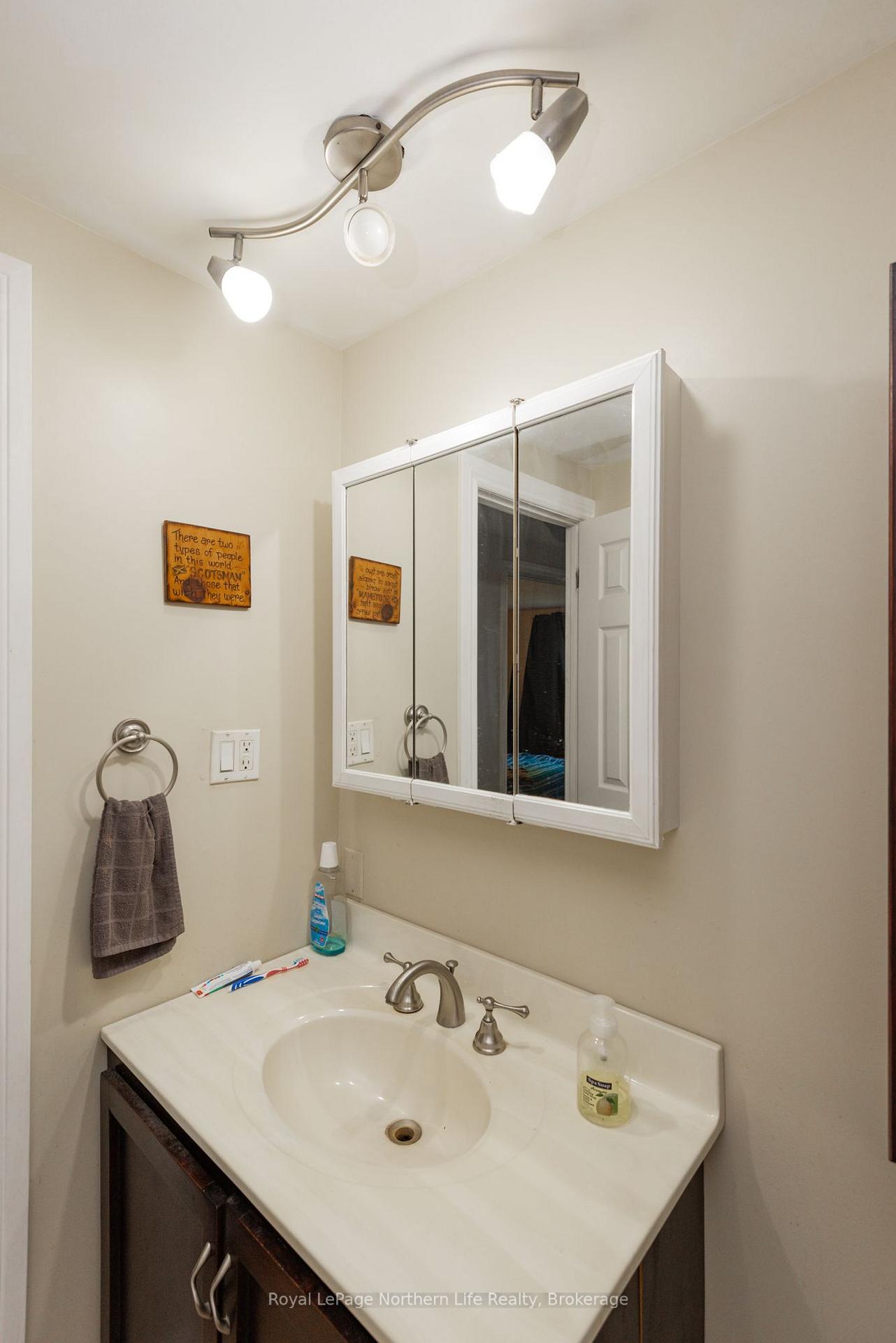 Photo 17 of 3 David Court, North Bay, Ferris — HOMEH