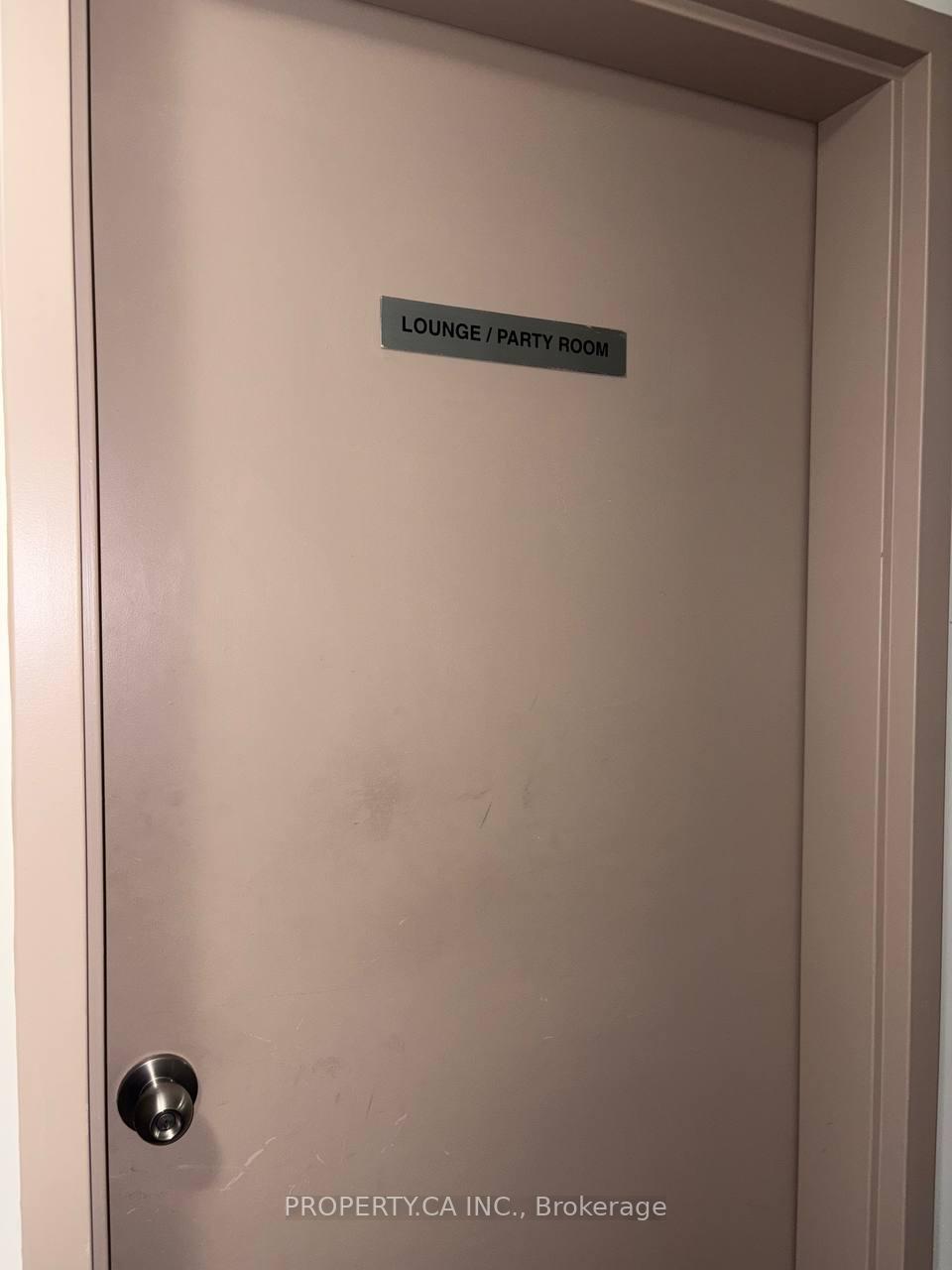 Photo 14 of Unit 106, 9471 Jane Street, Vaughan, East Woodbridge — HOMEH