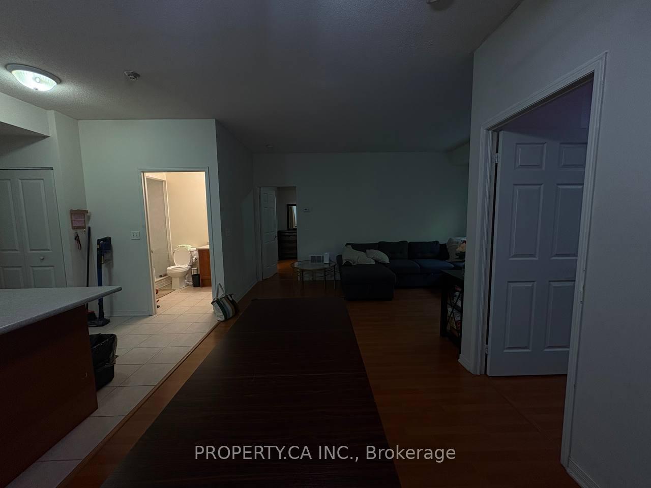 Photo 11 of Unit 106, 9471 Jane Street, Vaughan, East Woodbridge — HOMEH