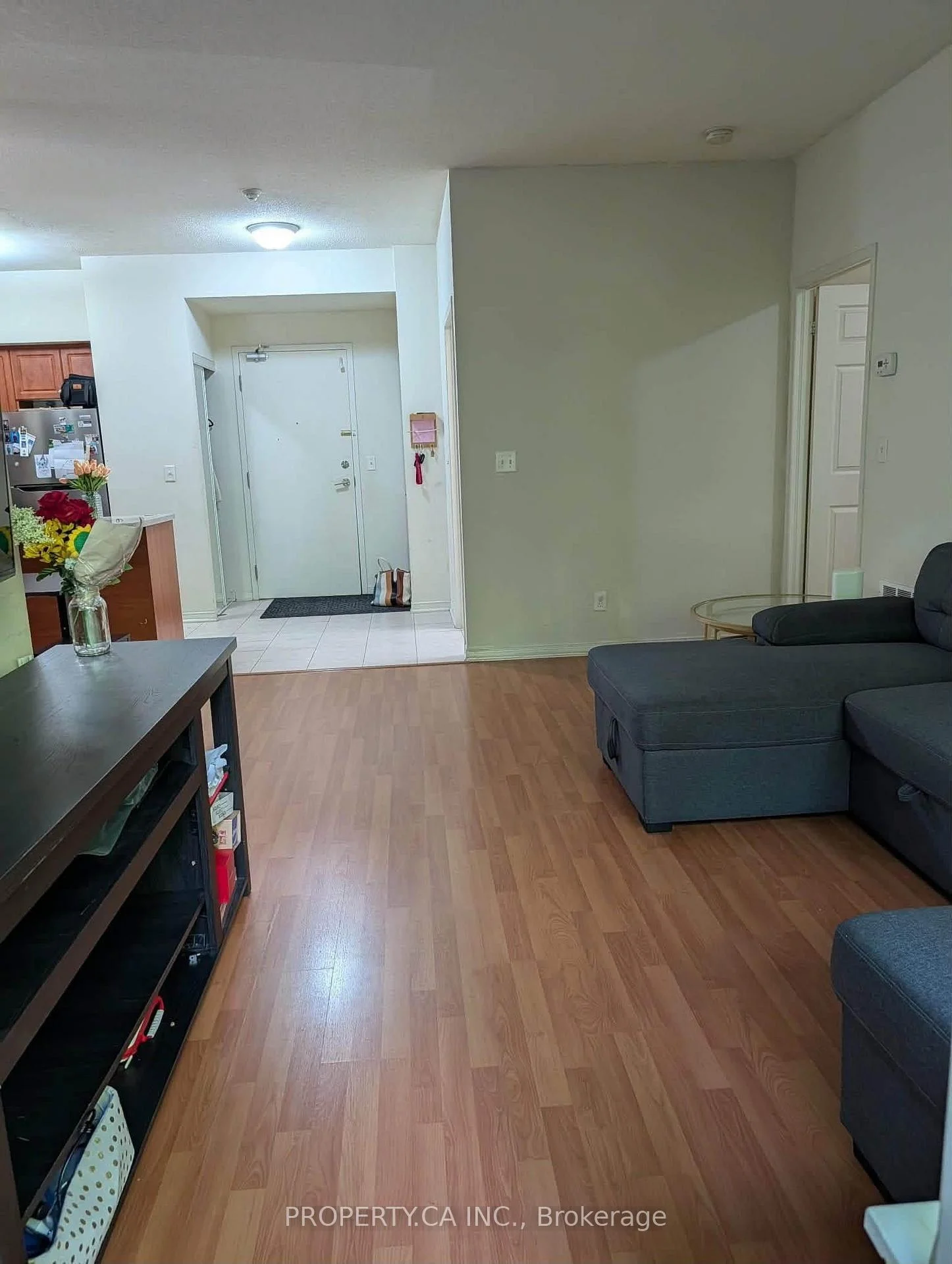 Photo 10 of Unit 106, 9471 Jane Street, Vaughan, East Woodbridge — HOMEH