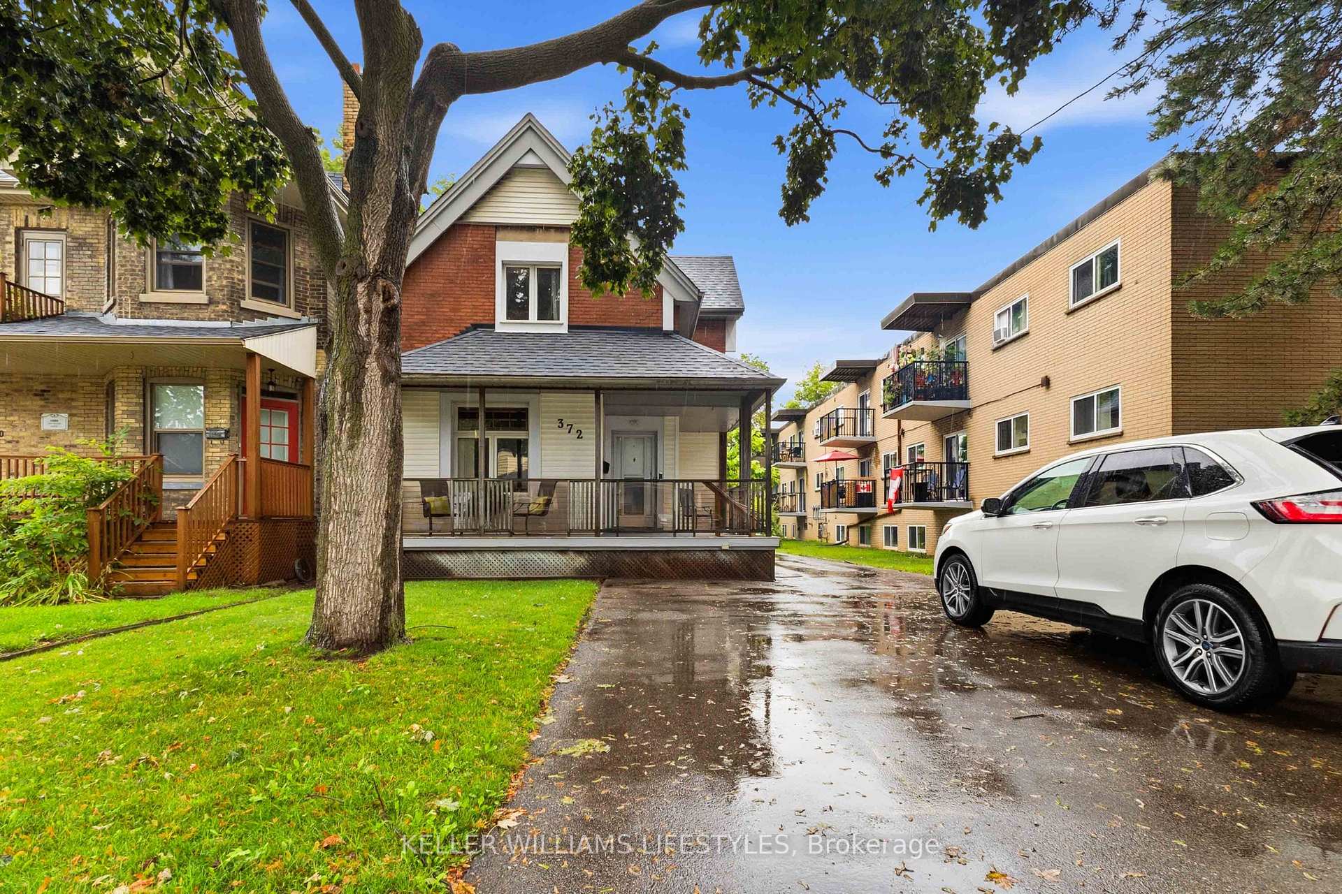 Photo 1 of 372 Simcoe Street, London, East K — HOMEH