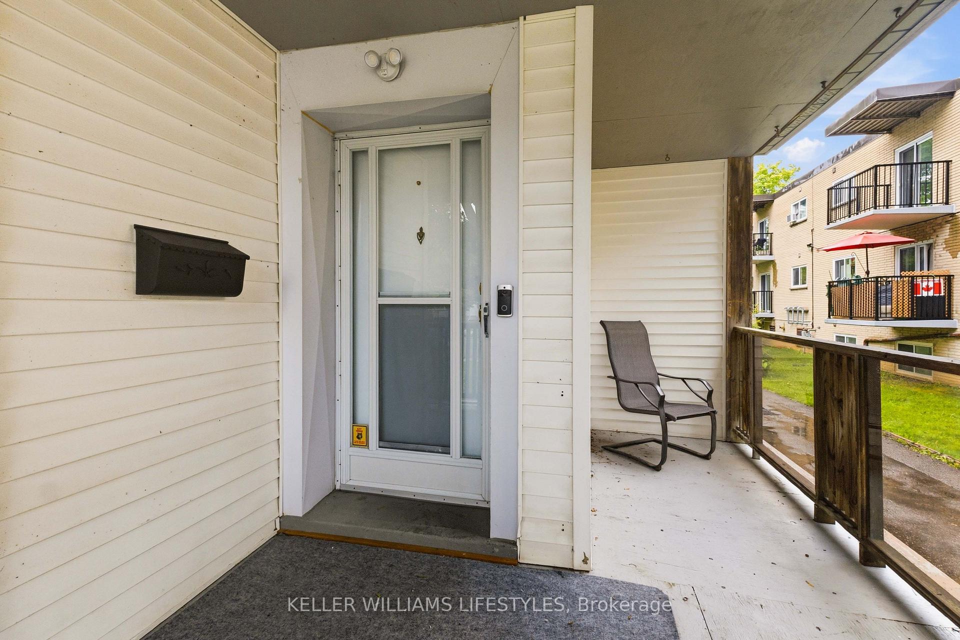 Photo 11 of 372 Simcoe Street, London, East K — HOMEH