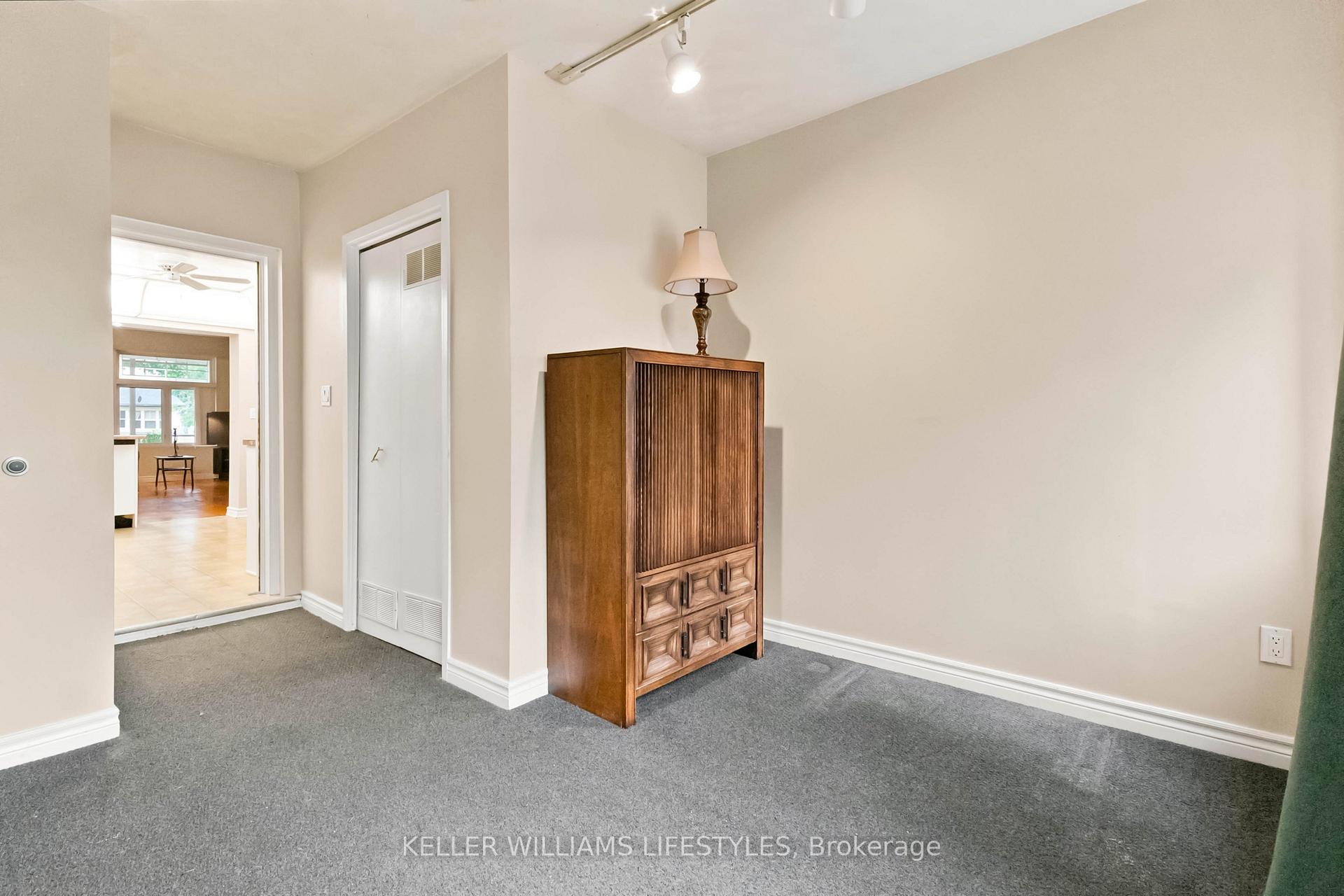 Photo 27 of 372 Simcoe Street, London, East K — HOMEH