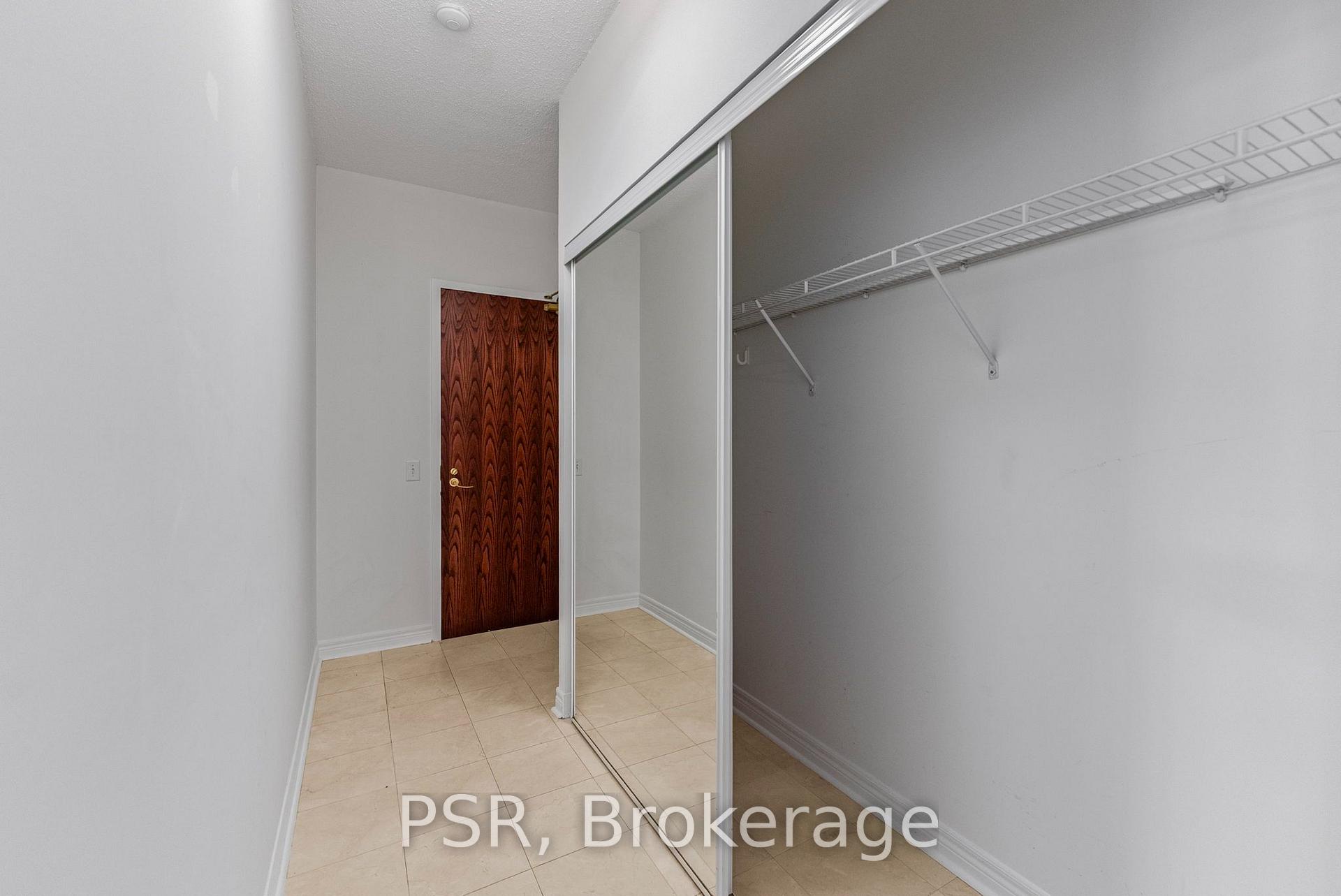 Photo 9 of Unit 423, 9 Boardwalk Drive, Toronto, The Beaches — HOMEH