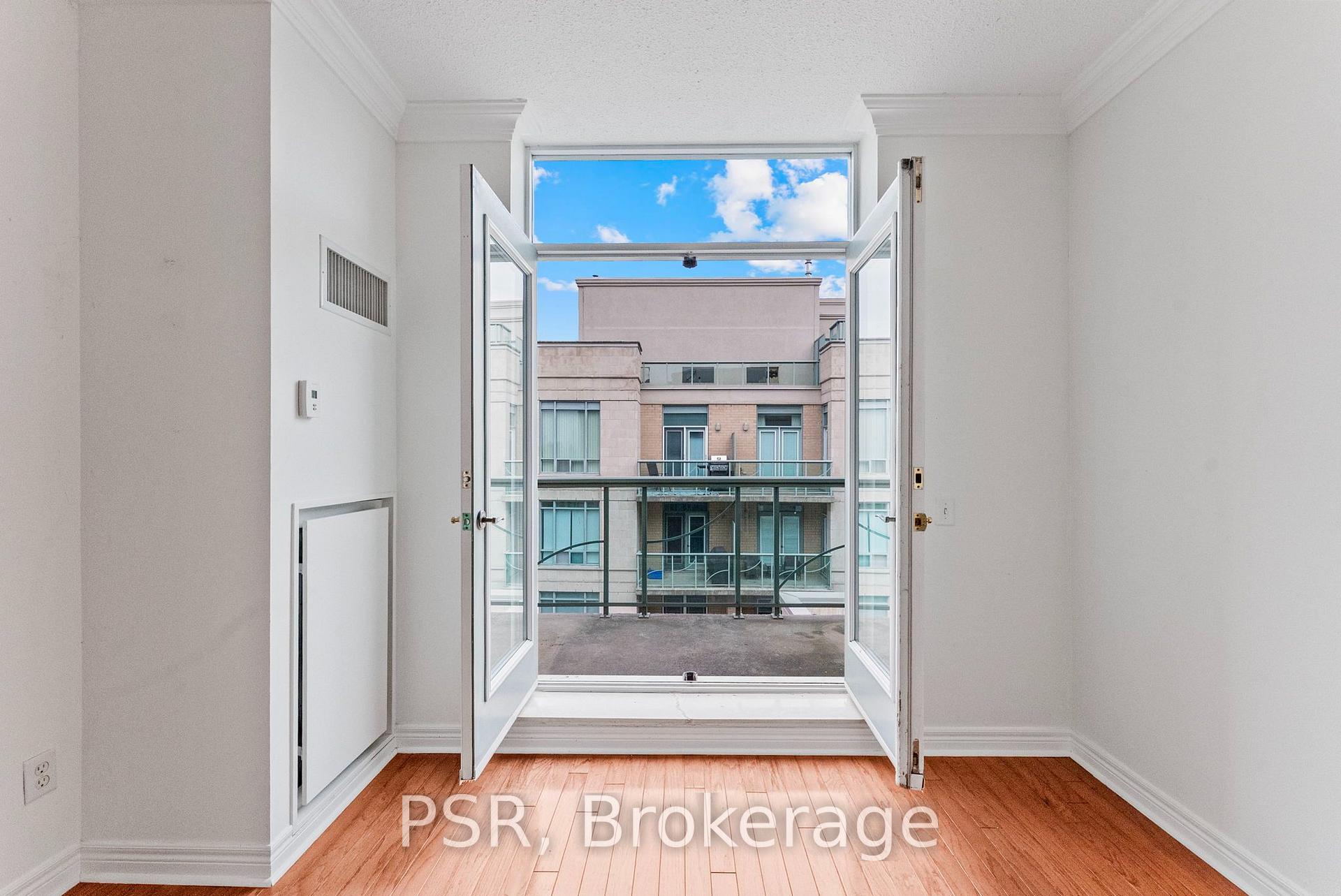 Photo 18 of Unit 423, 9 Boardwalk Drive, Toronto, The Beaches — HOMEH