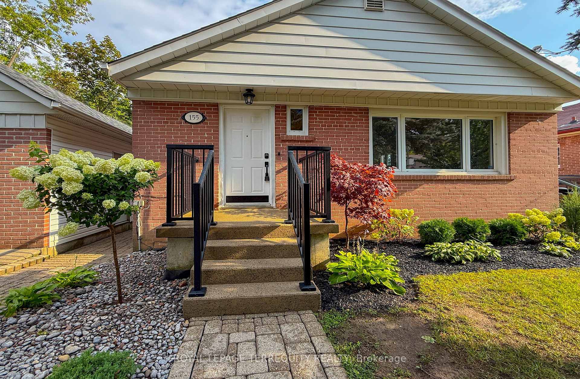 Photo 5 of 155 Phyllis Avenue, Scarborough, Cliffcrest — HOMEH