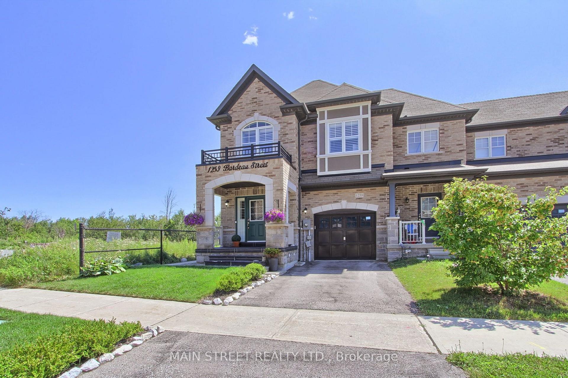 Photo 4 of 1259 Bardeau Street, Innisfil, Lefroy — HOMEH