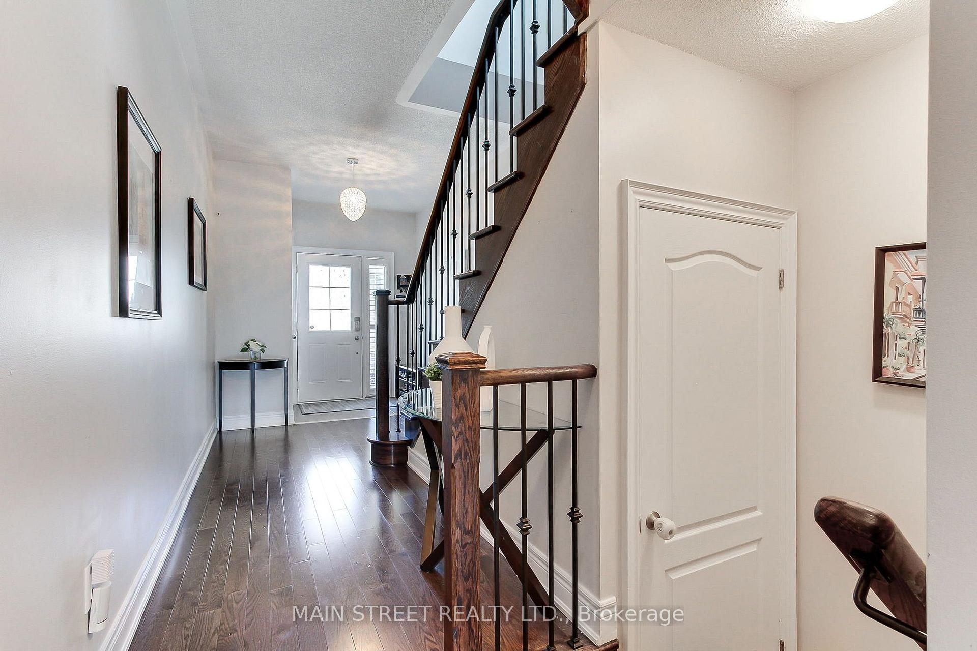 Photo 7 of 1259 Bardeau Street, Innisfil, Lefroy — HOMEH