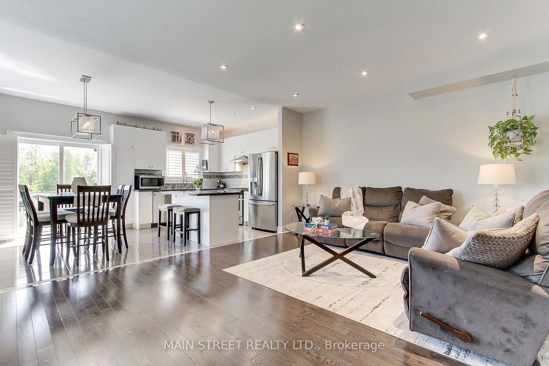 Photo 11 of 1259 Bardeau Street, Innisfil, Lefroy — HOMEH