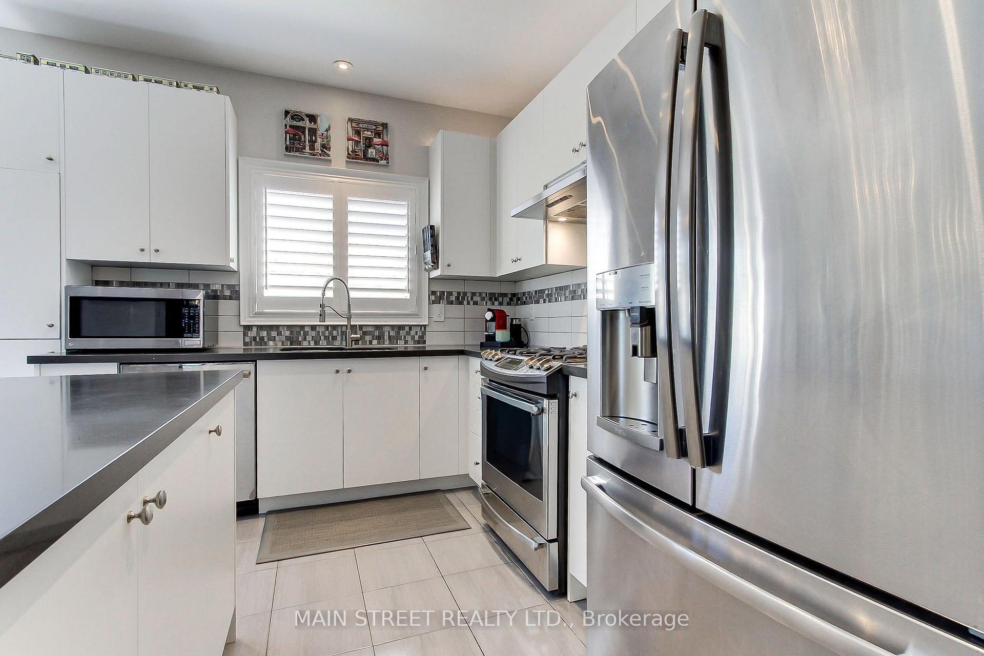 Photo 14 of 1259 Bardeau Street, Innisfil, Lefroy — HOMEH