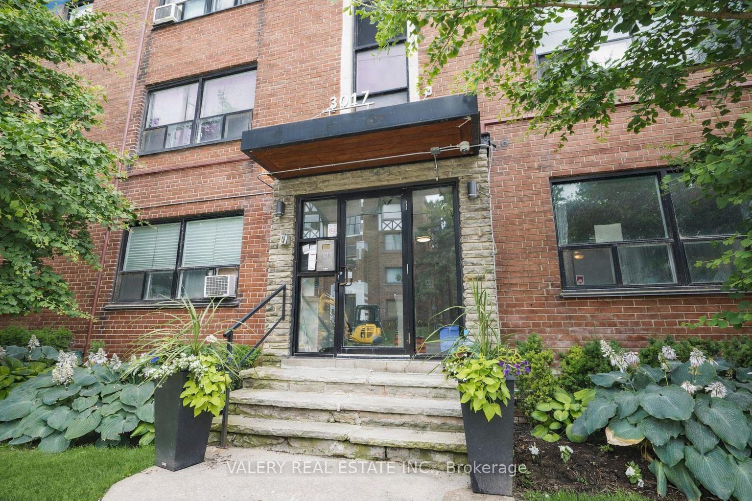 Photo of Unit E4, 3017 Queen Street E