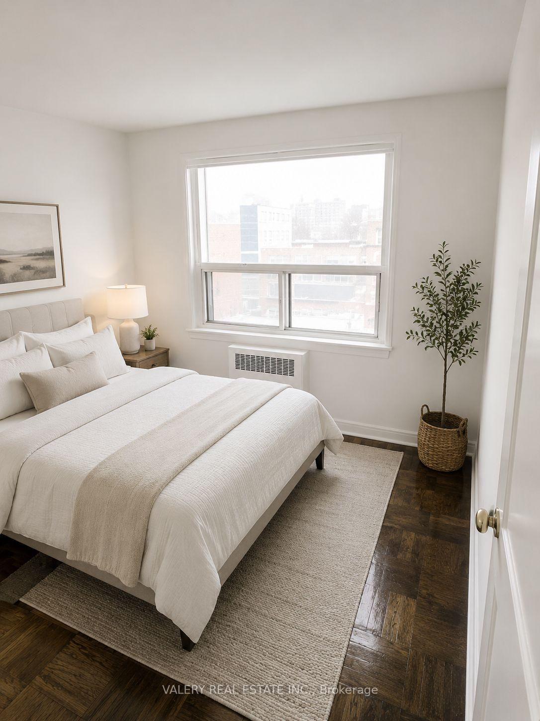 Photo 7 of Unit E4, 3017 Queen Street E, Scarborough, Birchcliffe-Cliffside — HOMEH