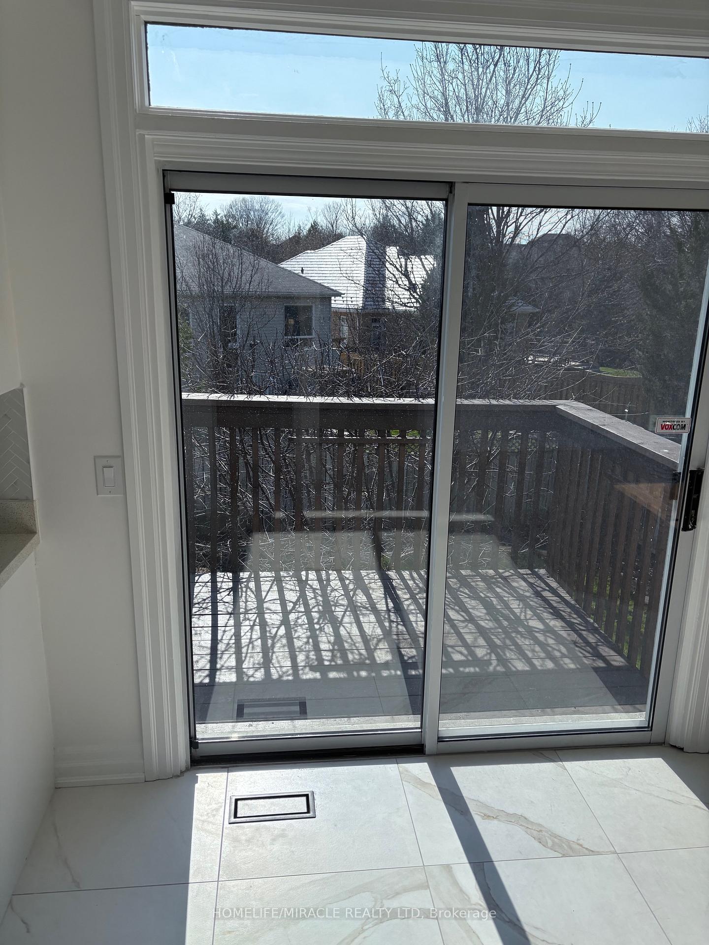 Photo 11 of 1172 Westridge Drive, Oshawa, Pinecrest — HOMEH