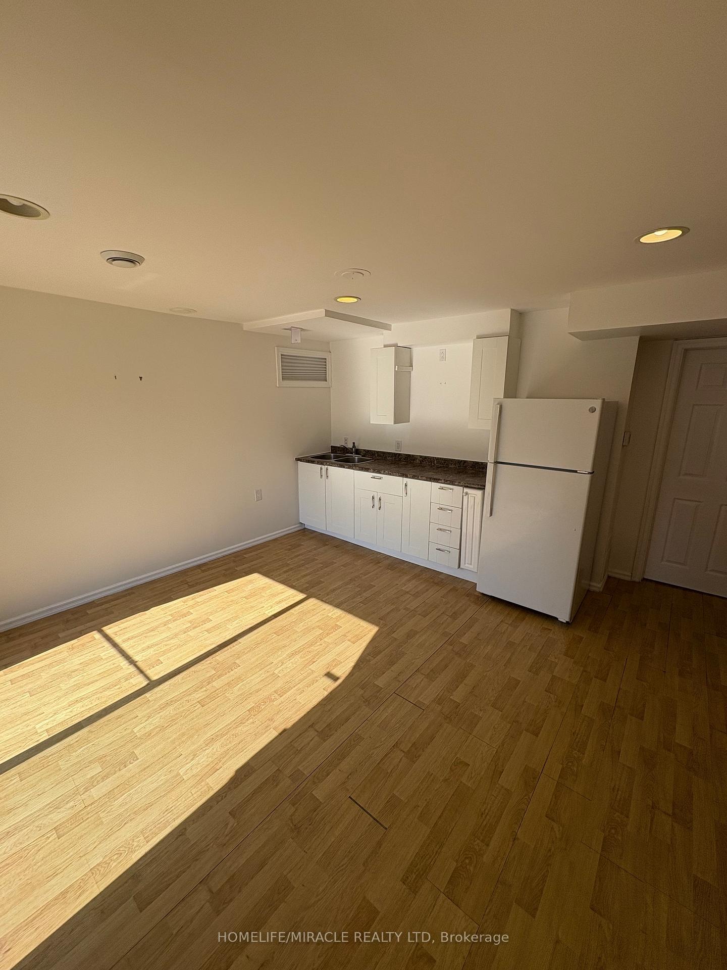 Photo 29 of 1172 Westridge Drive, Oshawa, Pinecrest — HOMEH