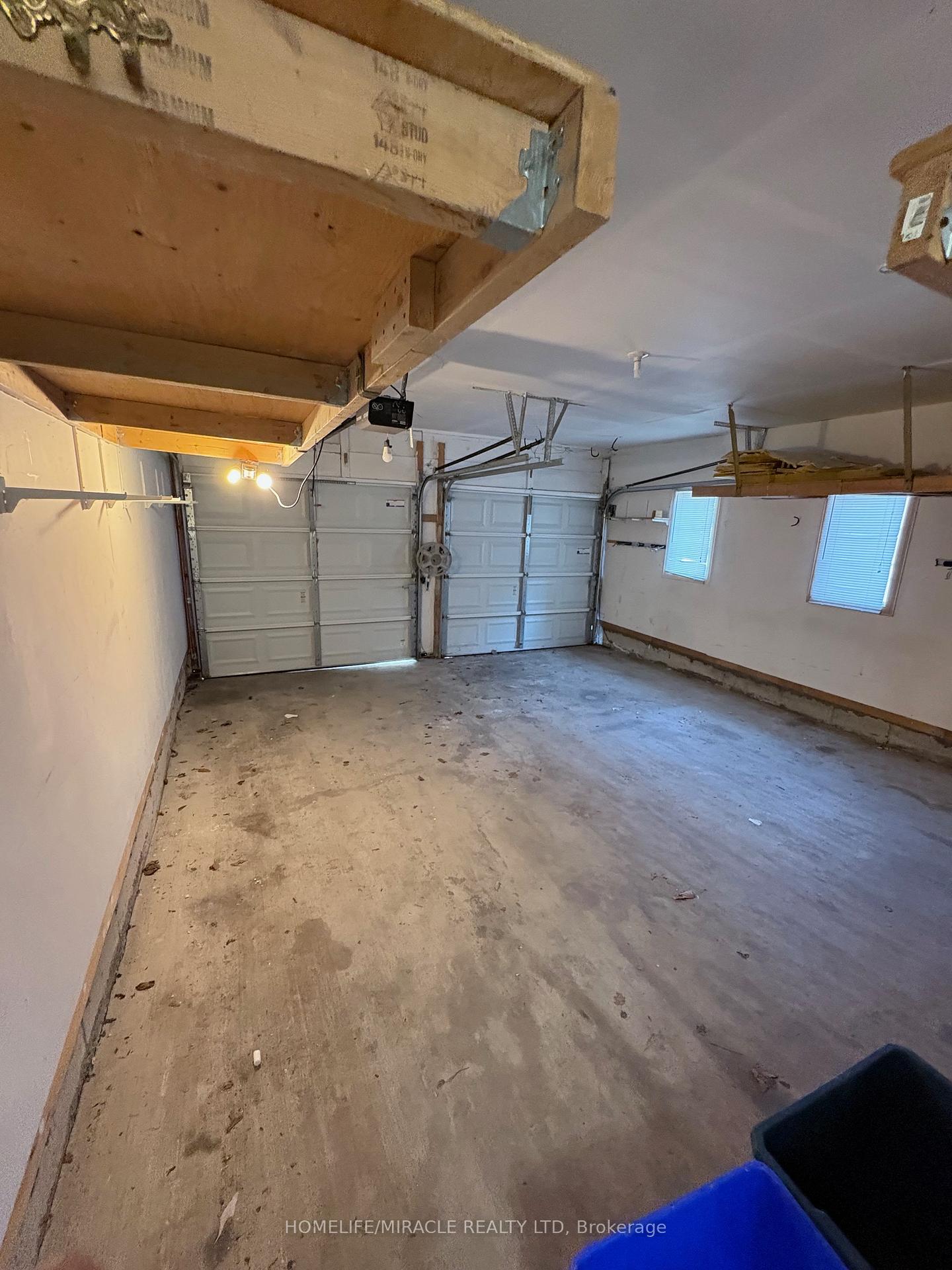 Photo 39 of 1172 Westridge Drive, Oshawa, Pinecrest — HOMEH