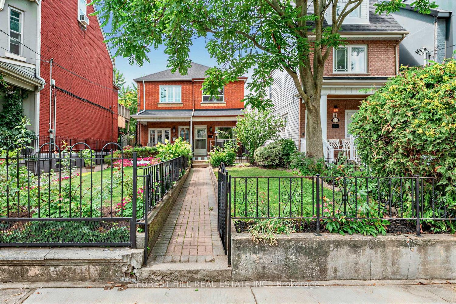 Photo 2 of 108 Montrose Avenue, Toronto, Trinity-Bellwoods — HOMEH
