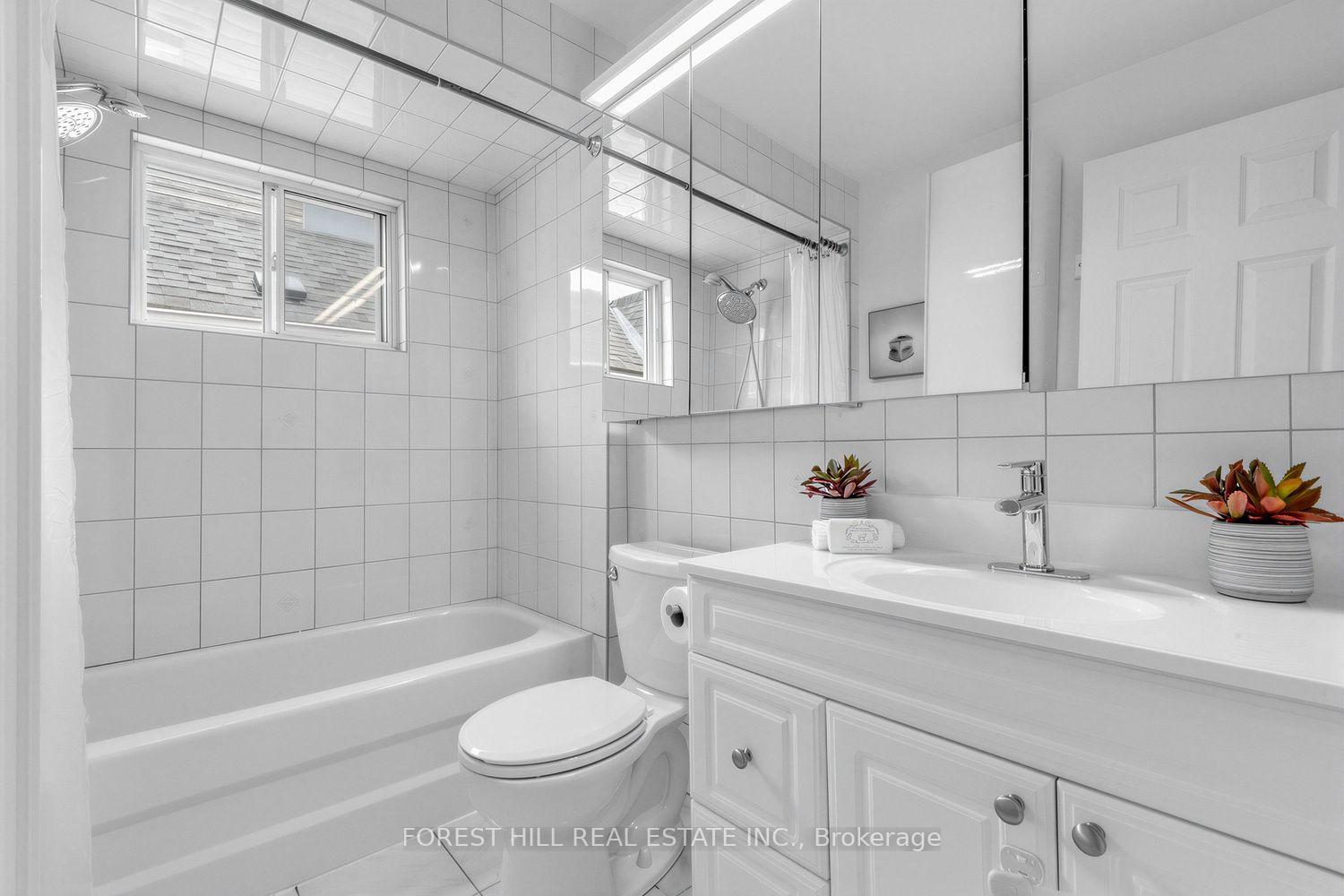 Photo 18 of 108 Montrose Avenue, Toronto, Trinity-Bellwoods — HOMEH