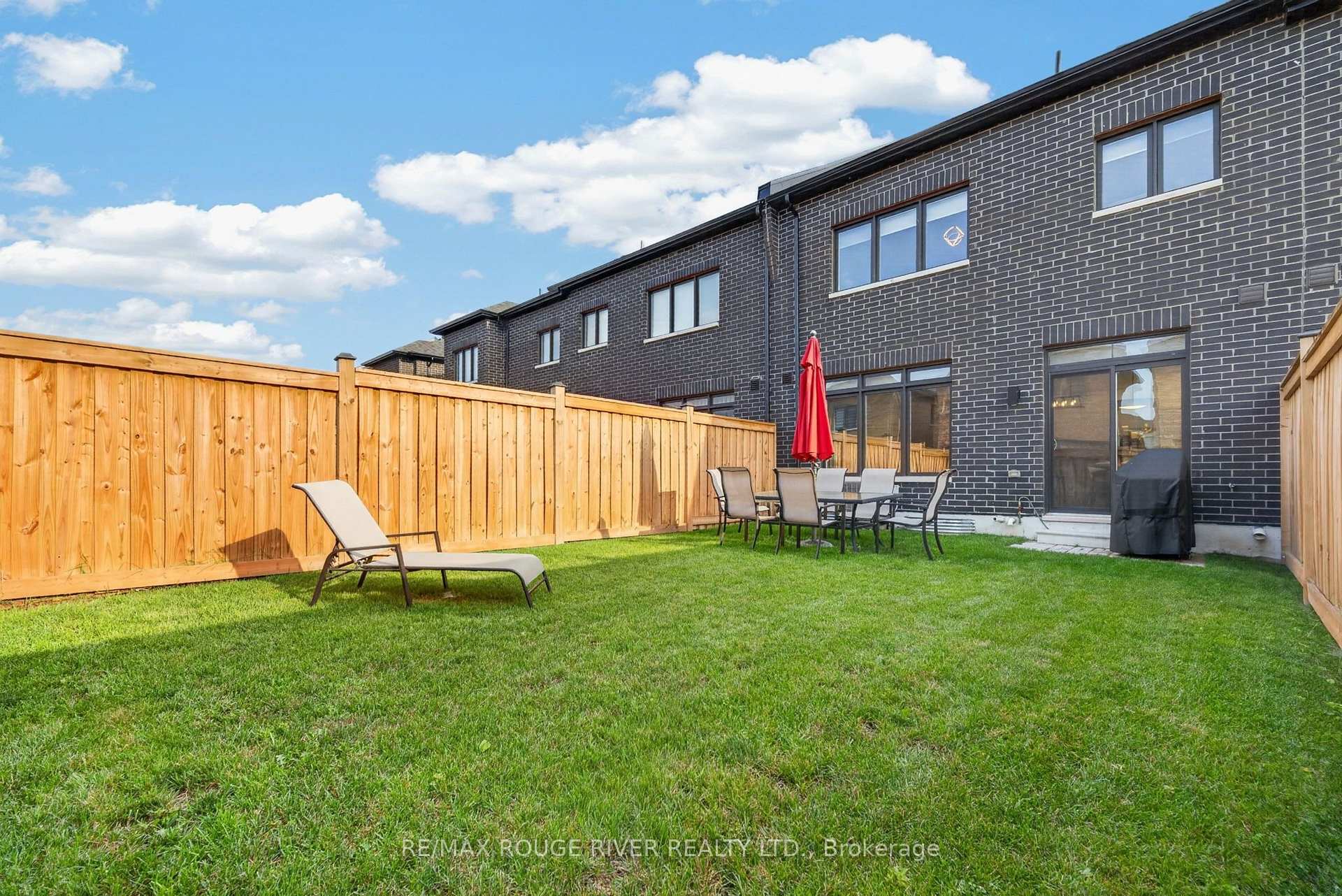 Photo 33 of 164 Ogston Crescent, Whitby, Rural Whitby — HOMEH