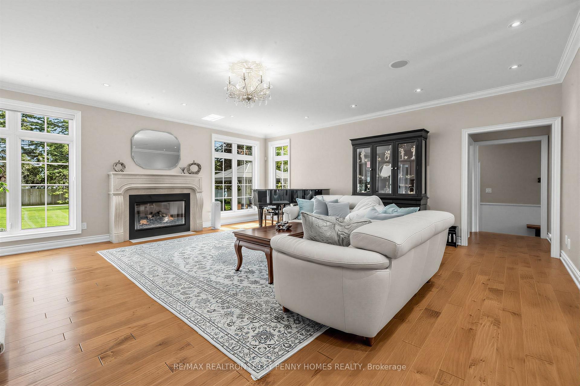 Photo 13 of 63 Pomander Road, Markham, Unionville — HOMEH