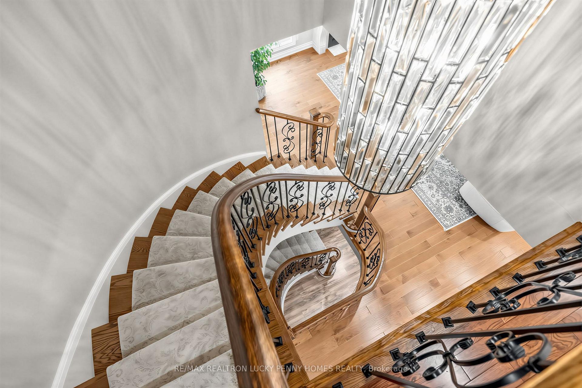 Photo 25 of 63 Pomander Road, Markham, Unionville — HOMEH
