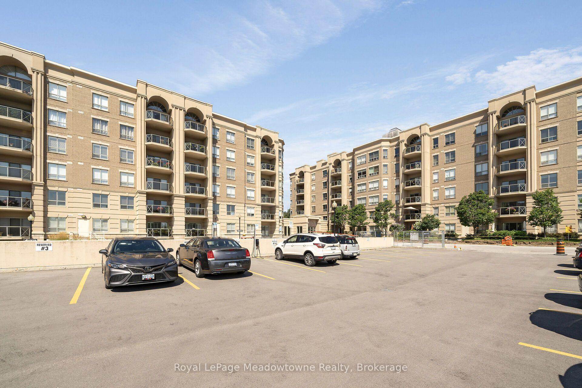 Photo 4 of Unit 210, 2075 Amherst Heights, Burlington, Brant Hills — HOMEH