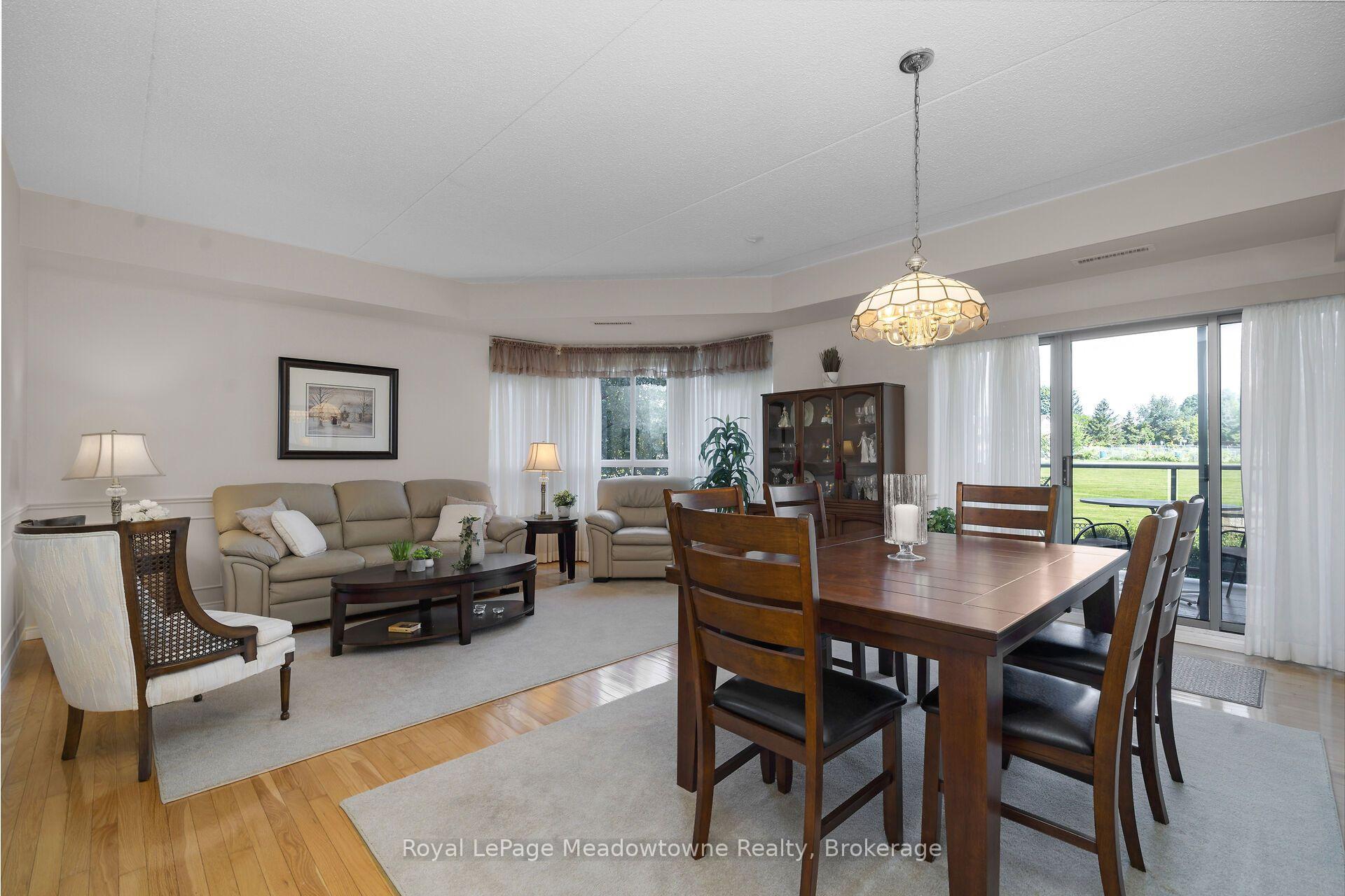 Photo 11 of Unit 210, 2075 Amherst Heights, Burlington, Brant Hills — HOMEH
