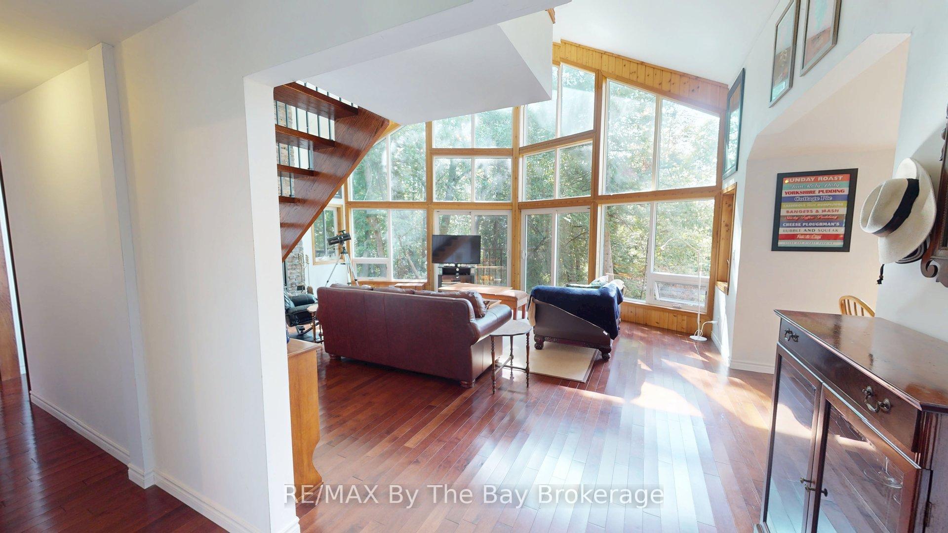 Photo 14 of 49 Methodist, Tay, Victoria Harbour — HOMEH