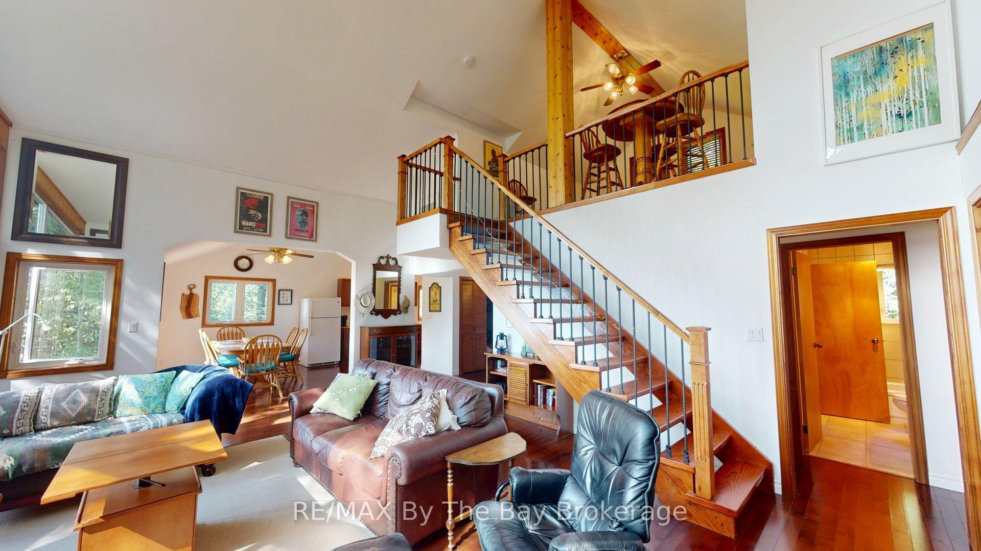 Photo 16 of 49 Methodist, Tay, Victoria Harbour — HOMEH
