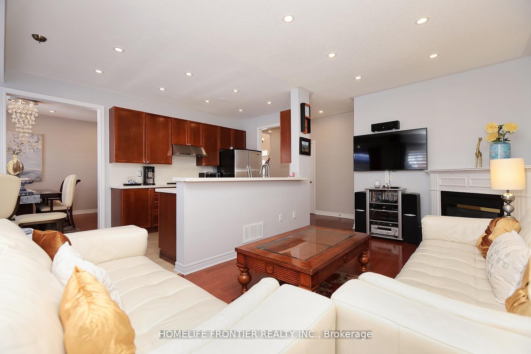 Photo 9 of 3213 Escada Drive, Mississauga, Churchill Meadows — HOMEH