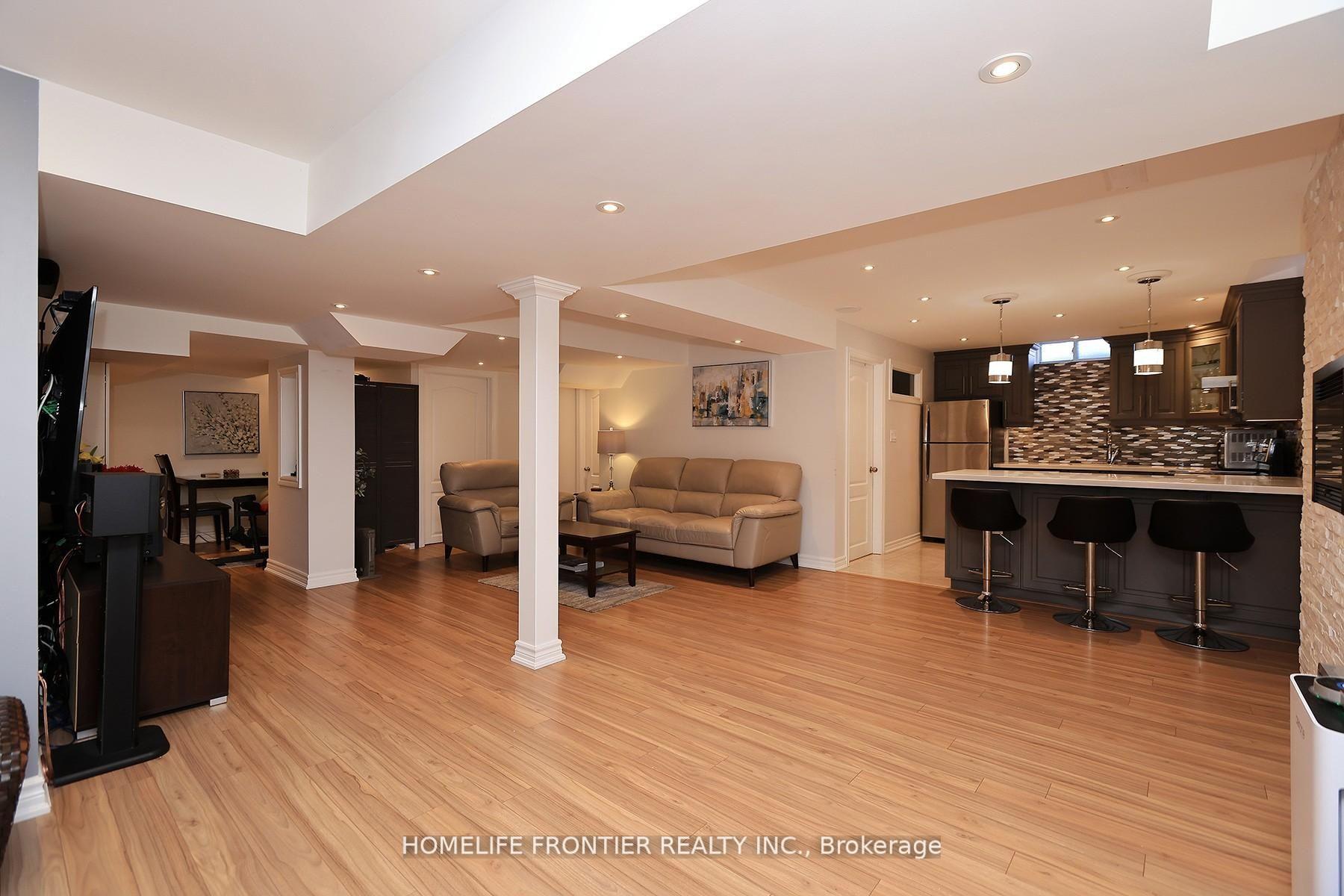 Photo 19 of 3213 Escada Drive, Mississauga, Churchill Meadows — HOMEH