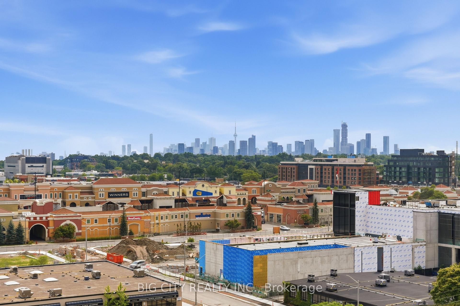 Photo 3 of Unit 902, 25 Frederick Todd Way, Toronto, Thorncliffe Park — HOMEH