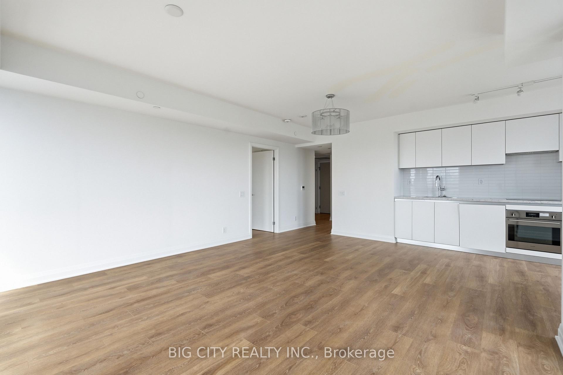 Photo 17 of Unit 902, 25 Frederick Todd Way, Toronto, Thorncliffe Park — HOMEH