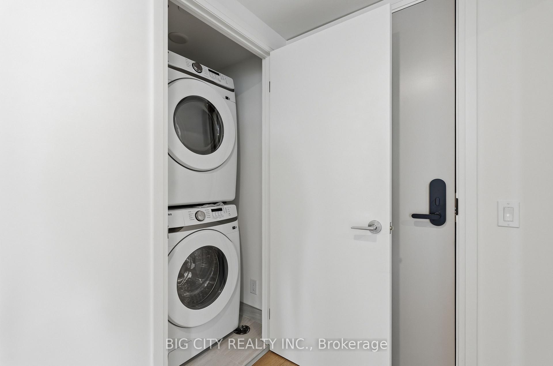 Photo 28 of Unit 902, 25 Frederick Todd Way, Toronto, Thorncliffe Park — HOMEH