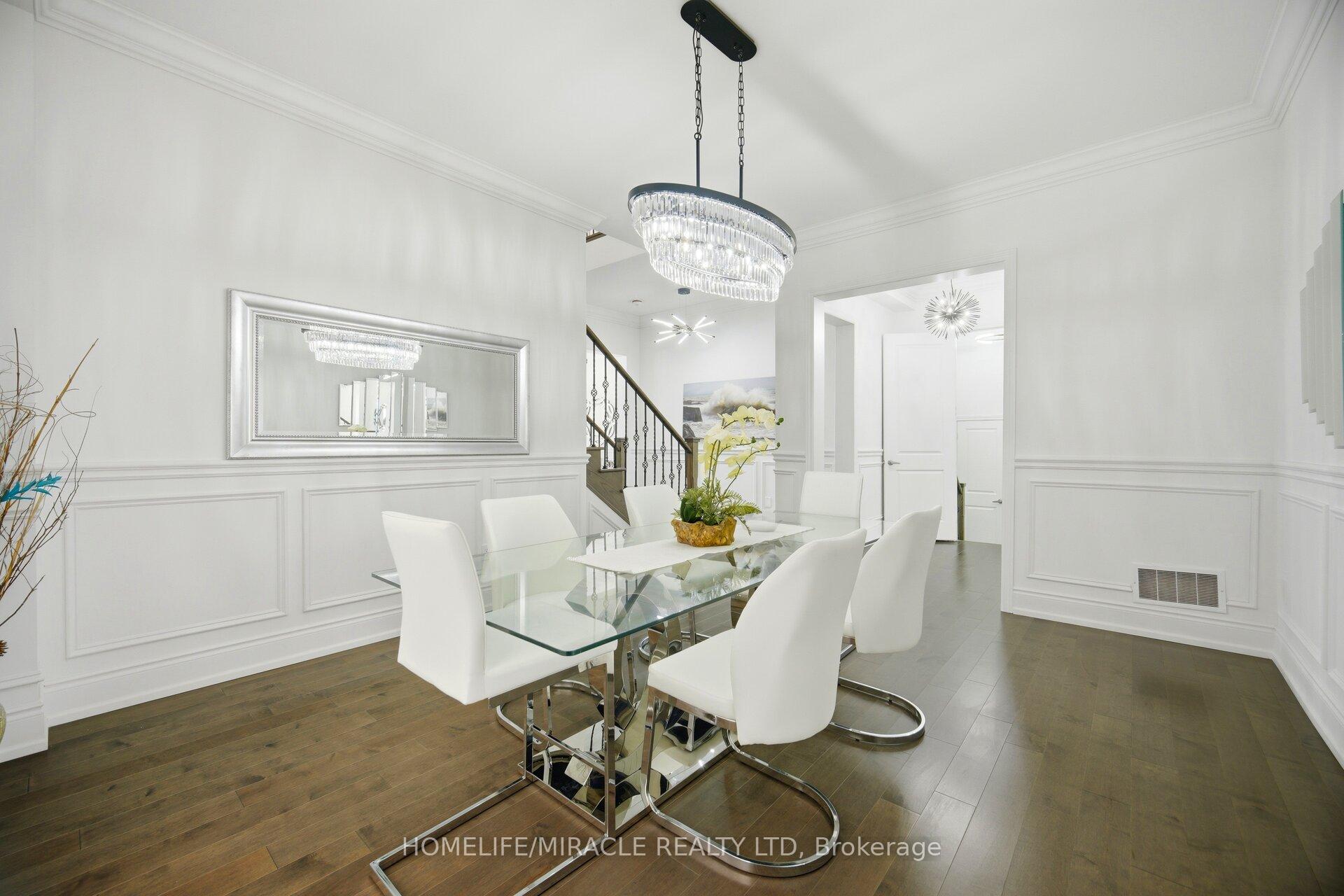 Photo 7 of 642 Barons Street, Vaughan, Kleinburg — HOMEH