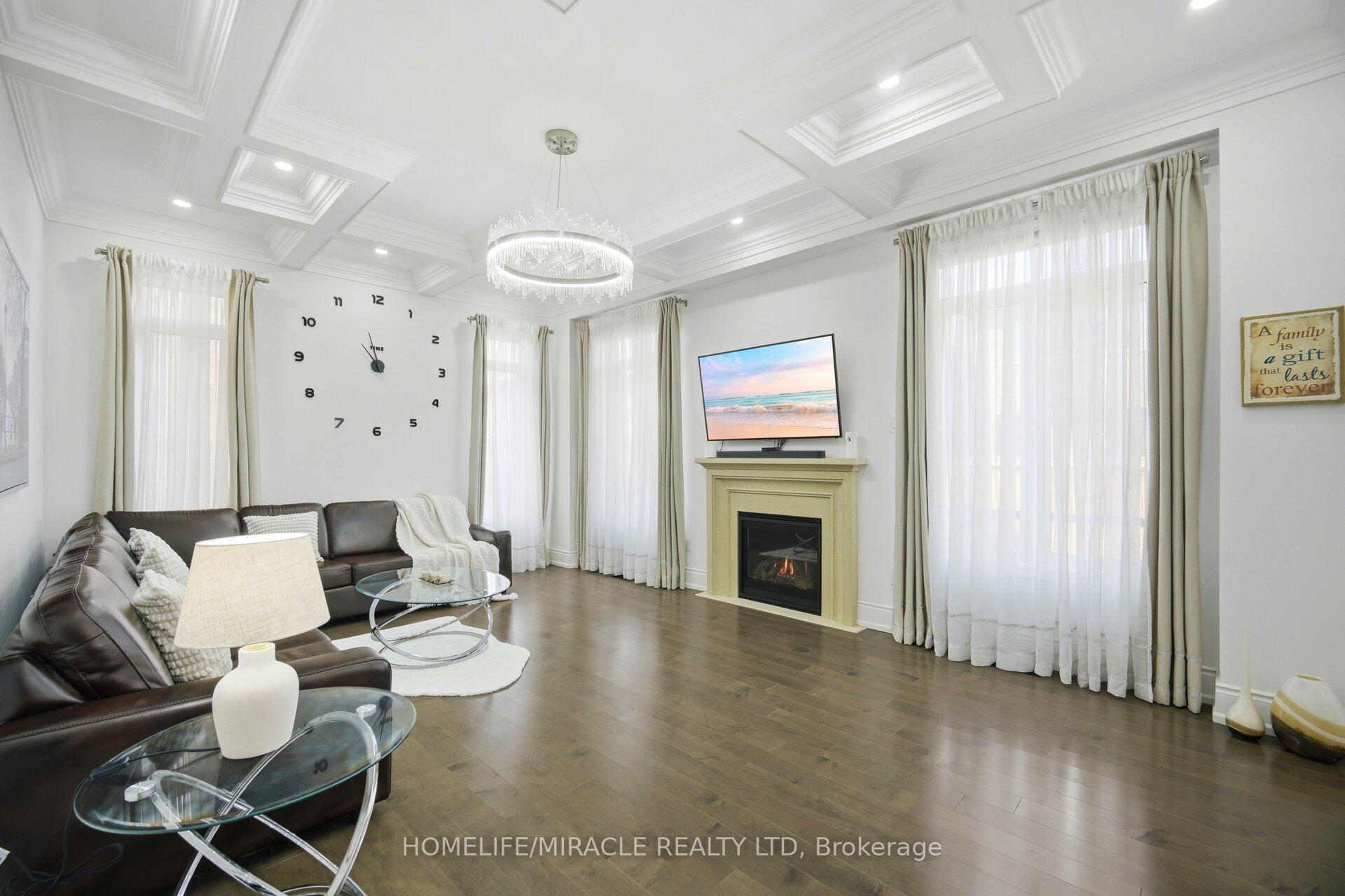 Photo 11 of 642 Barons Street, Vaughan, Kleinburg — HOMEH