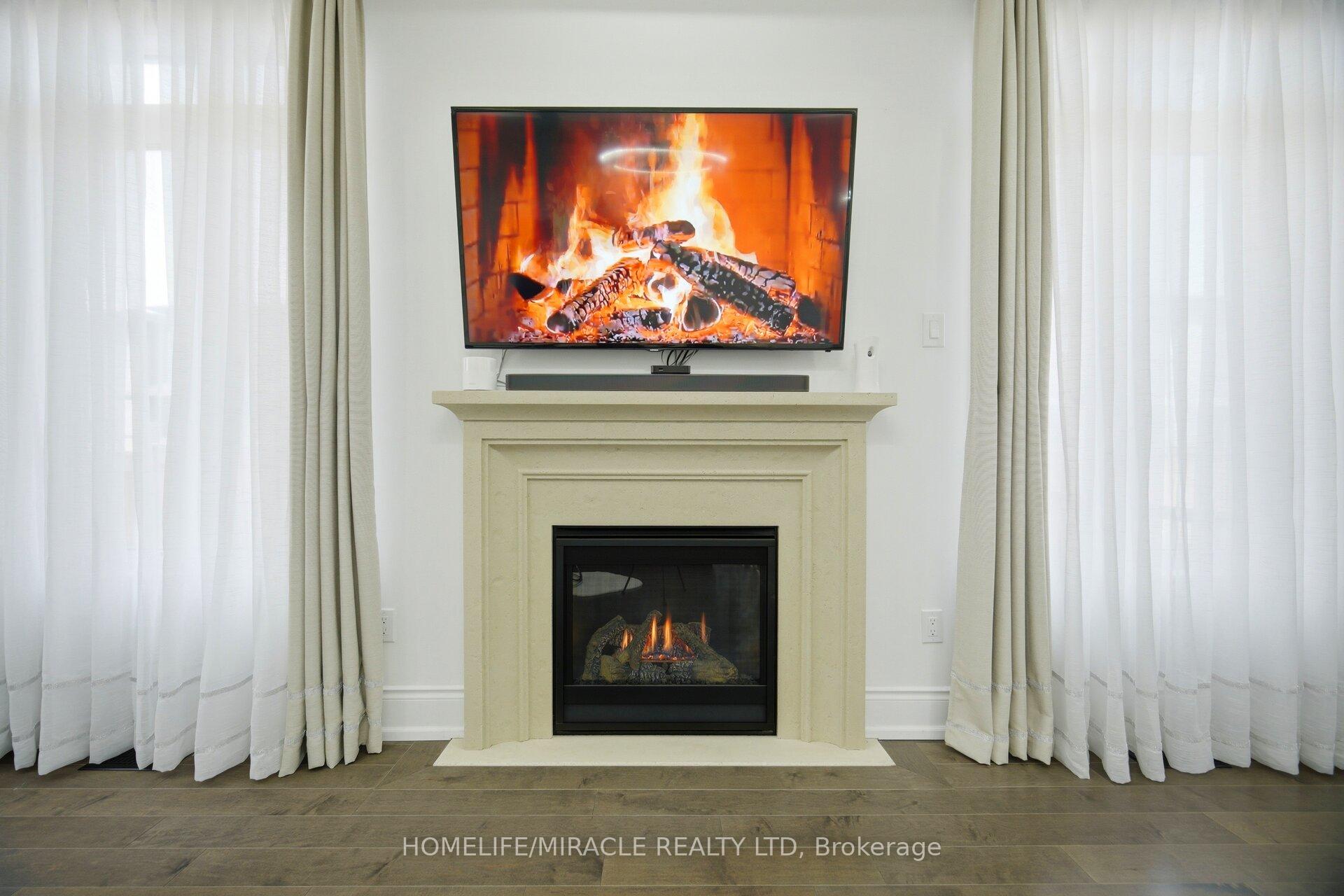 Photo 13 of 642 Barons Street, Vaughan, Kleinburg — HOMEH