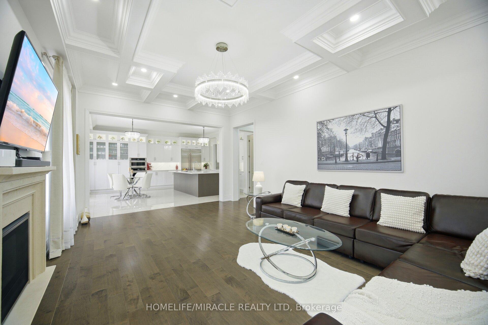 Photo 14 of 642 Barons Street, Vaughan, Kleinburg — HOMEH