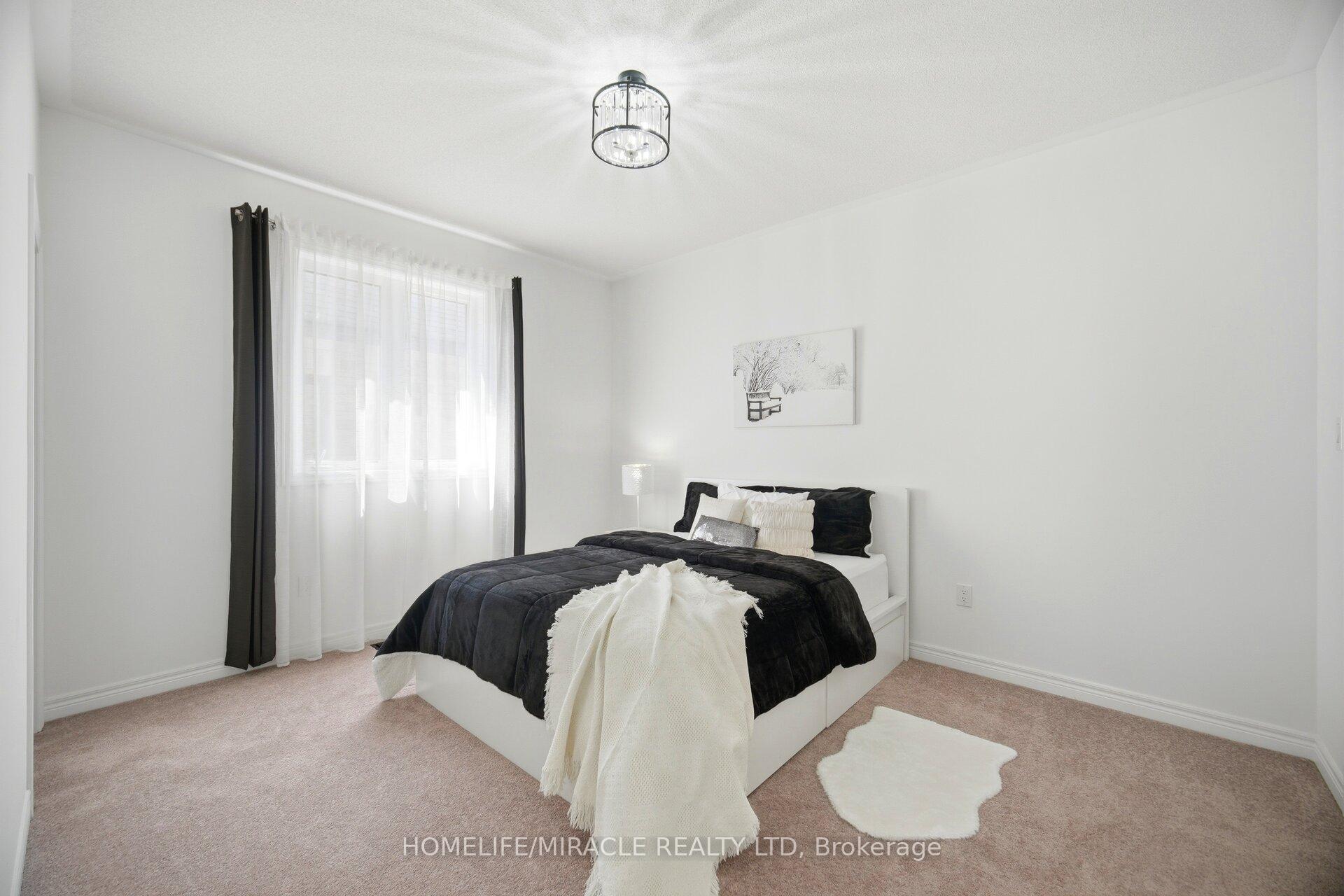 Photo 30 of 642 Barons Street, Vaughan, Kleinburg — HOMEH