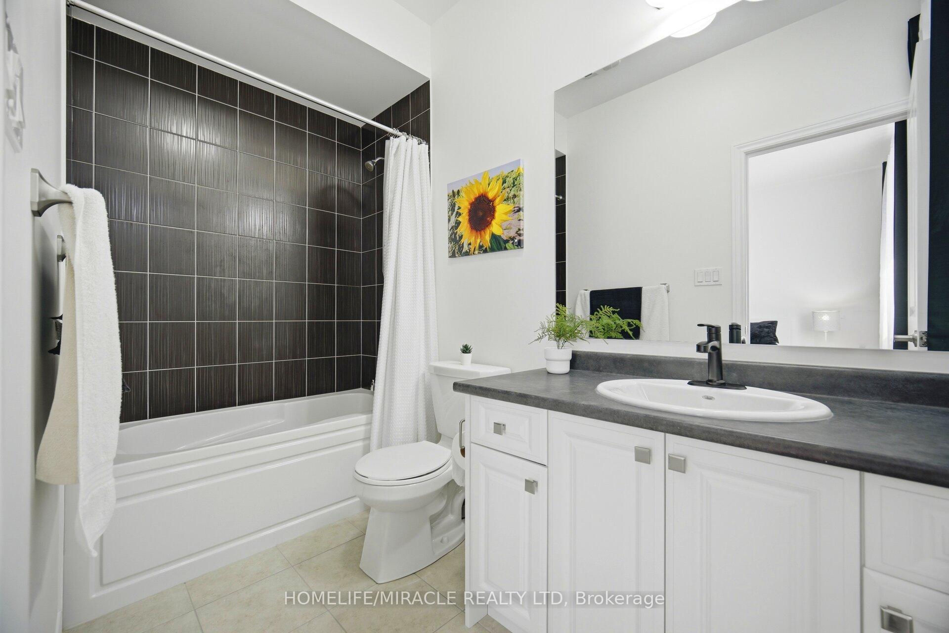 Photo 31 of 642 Barons Street, Vaughan, Kleinburg — HOMEH