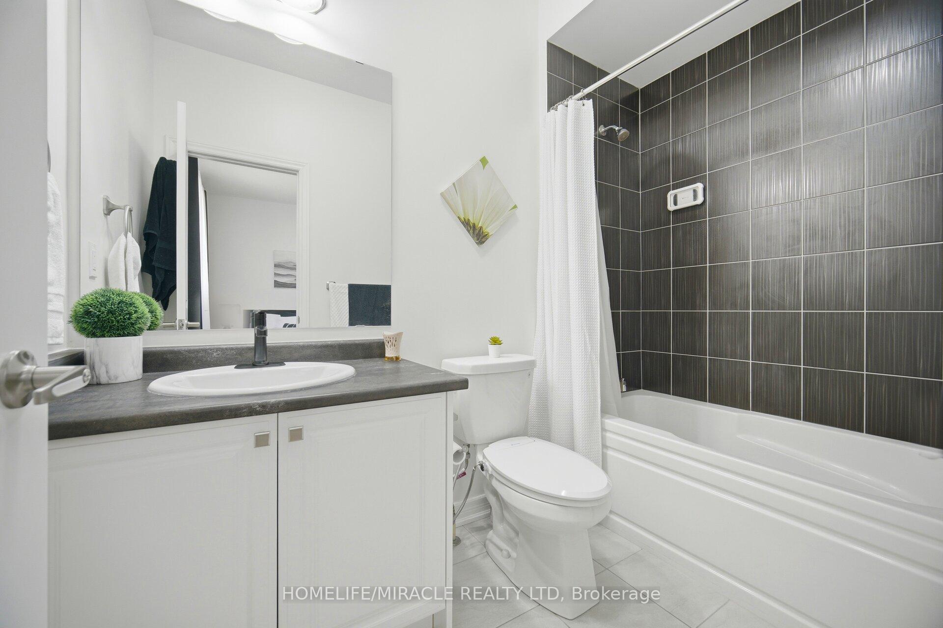 Photo 34 of 642 Barons Street, Vaughan, Kleinburg — HOMEH