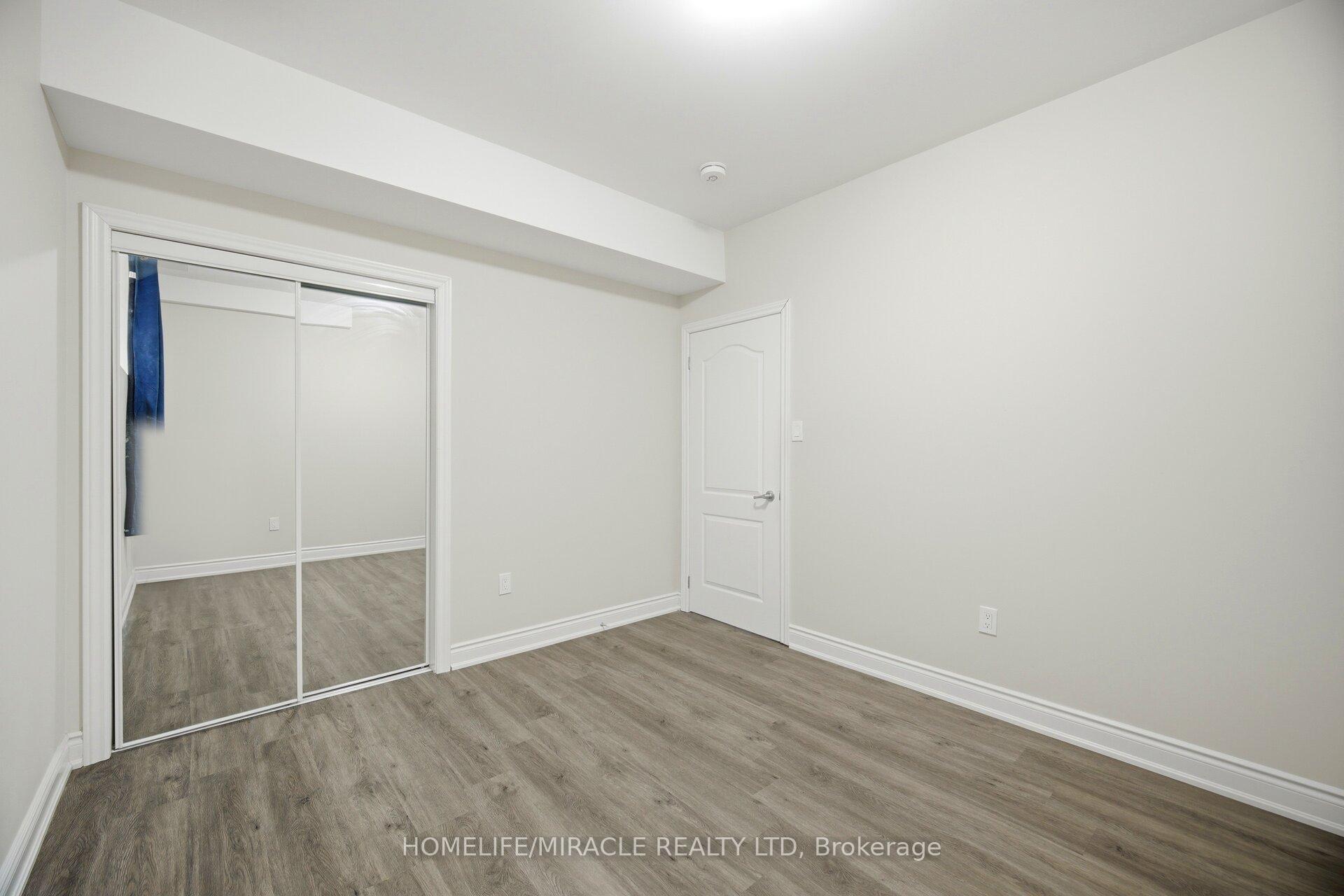 Photo 43 of 642 Barons Street, Vaughan, Kleinburg — HOMEH