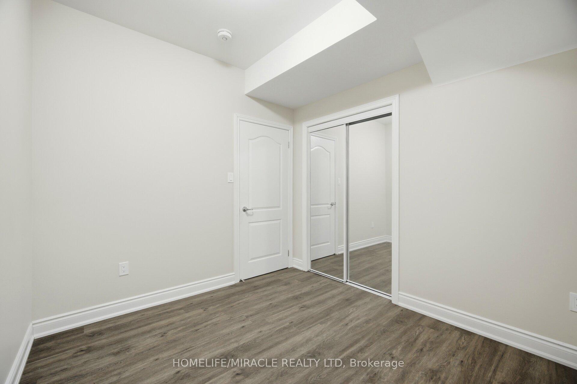 Photo 44 of 642 Barons Street, Vaughan, Kleinburg — HOMEH