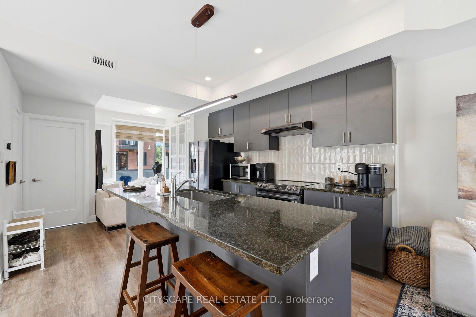 Photo 15 of Unit 28, 2 Willow Street, Brant, Paris — HOMEH