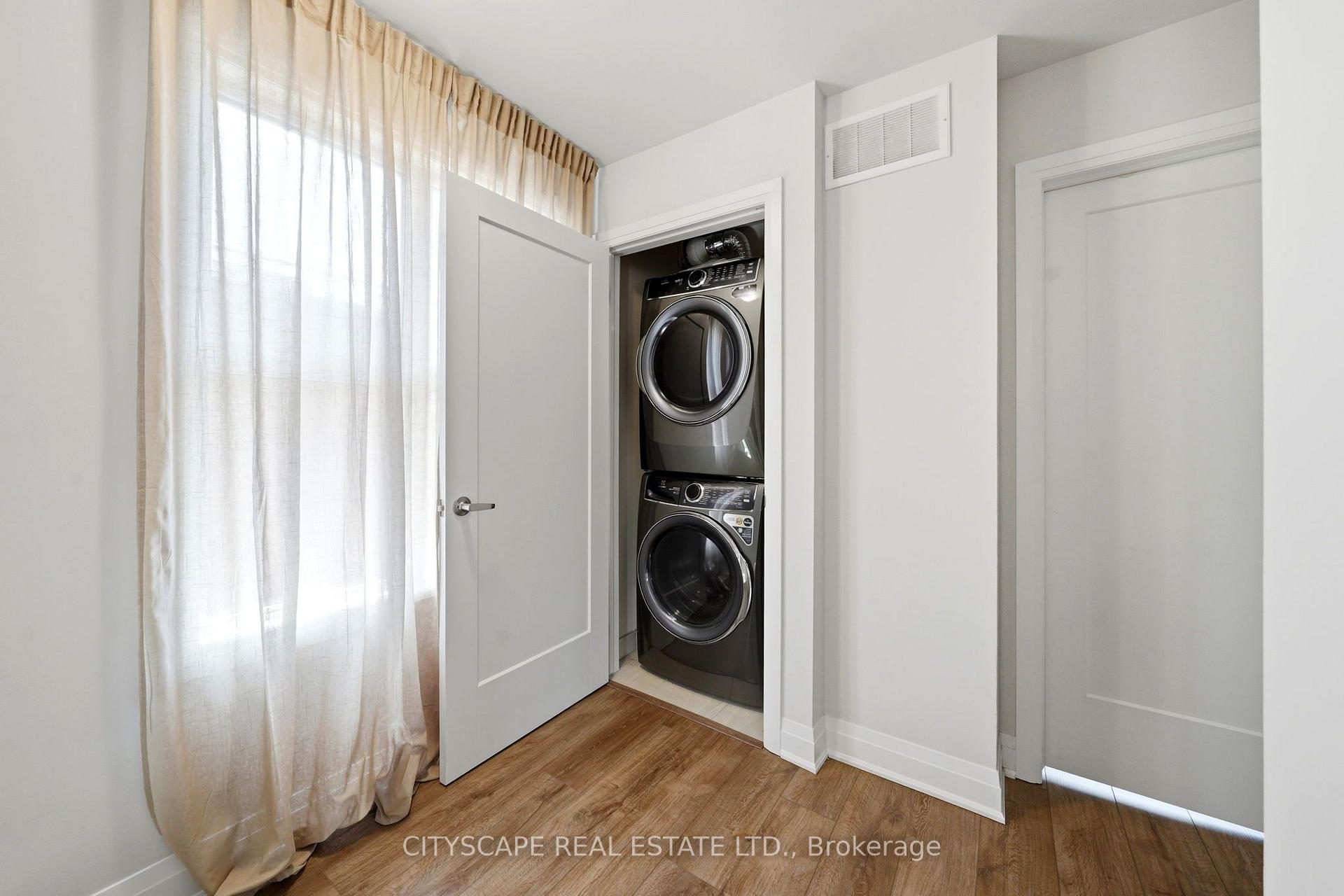 Photo 23 of Unit 28, 2 Willow Street, Brant, Paris — HOMEH