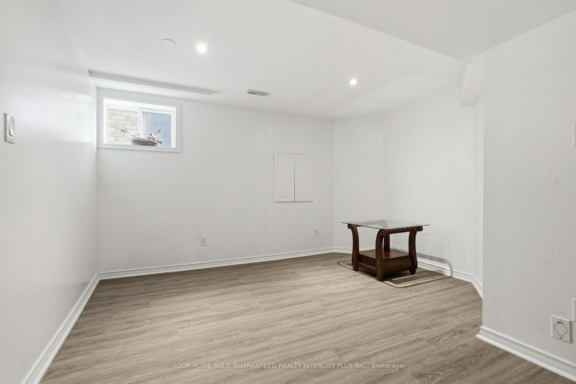 Photo 6 of Unit BSMT, 7 Storica Drive, Vaughan, Vellore Village — HOMEH