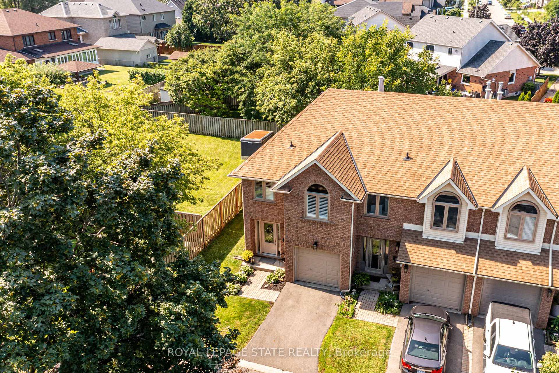 Photo 3 of Unit 27, 502 Barton Street, Hamilton, Stoney Creek — HOMEH