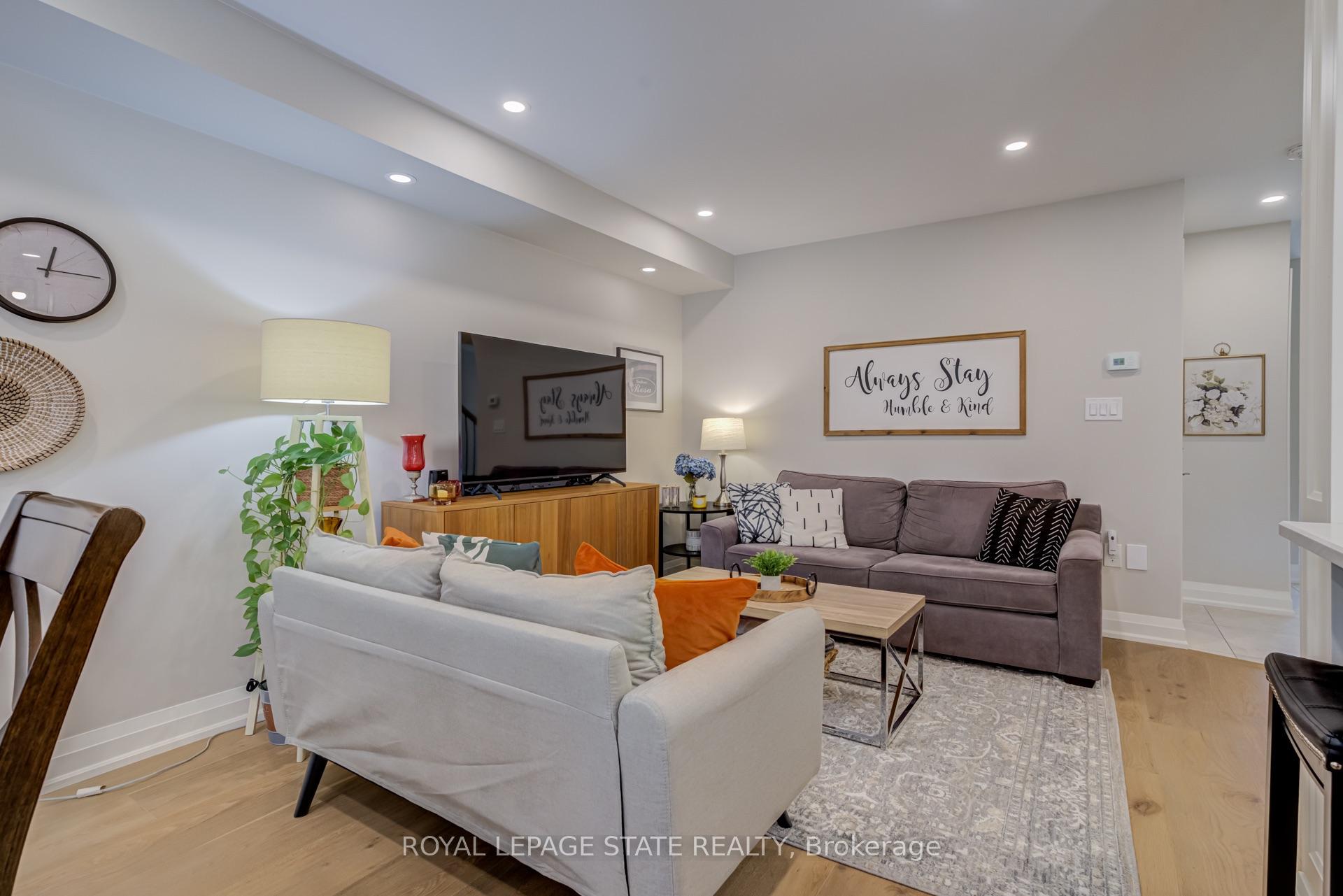 Photo 8 of Unit 27, 502 Barton Street, Hamilton, Stoney Creek — HOMEH