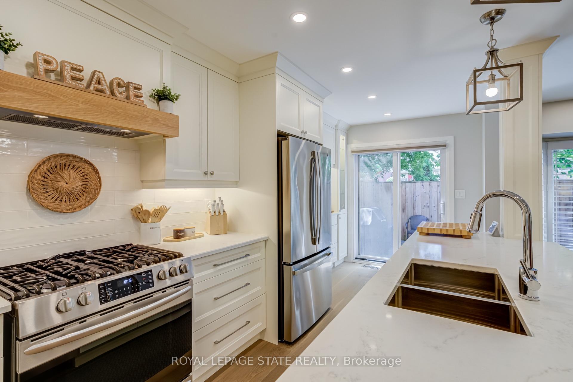 Photo 13 of Unit 27, 502 Barton Street, Hamilton, Stoney Creek — HOMEH