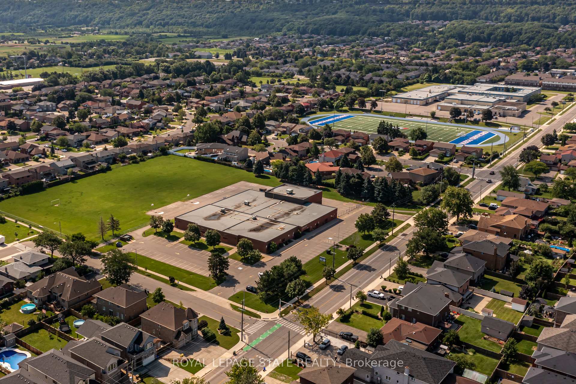Photo 39 of Unit 27, 502 Barton Street, Hamilton, Stoney Creek — HOMEH