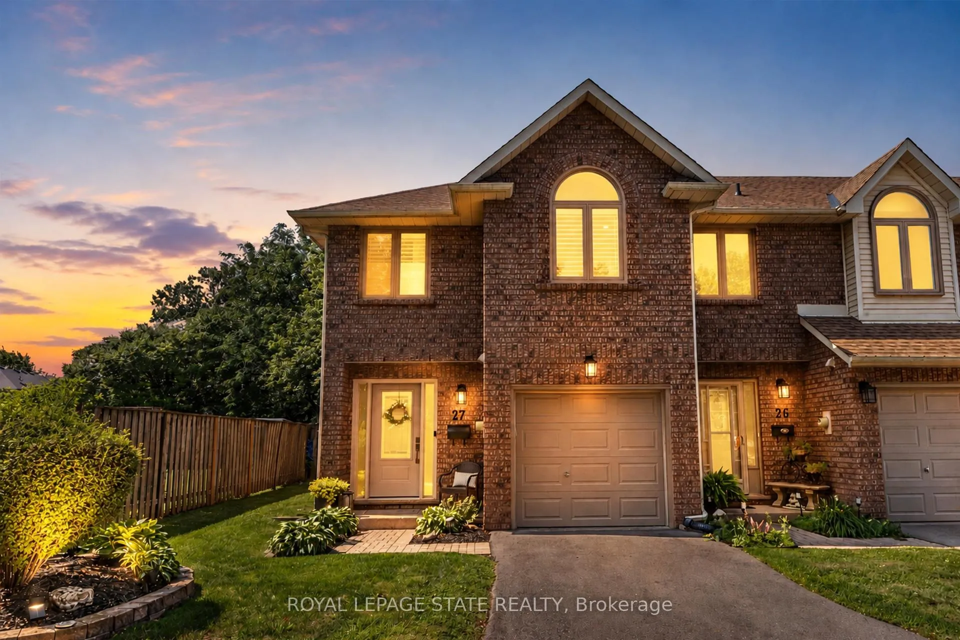 Photo 2 of Unit 27, 502 Barton Street, Hamilton, Stoney Creek — HOMEH